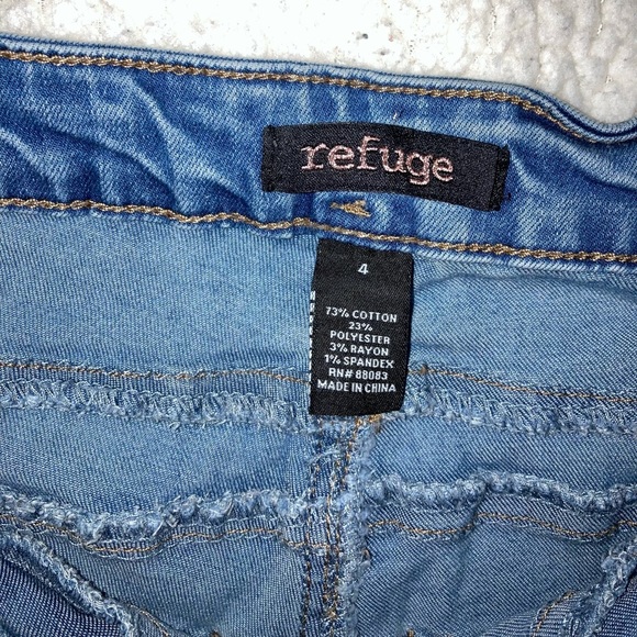 Refuge Stretch Skinny Jeans - Picture 3 of 7